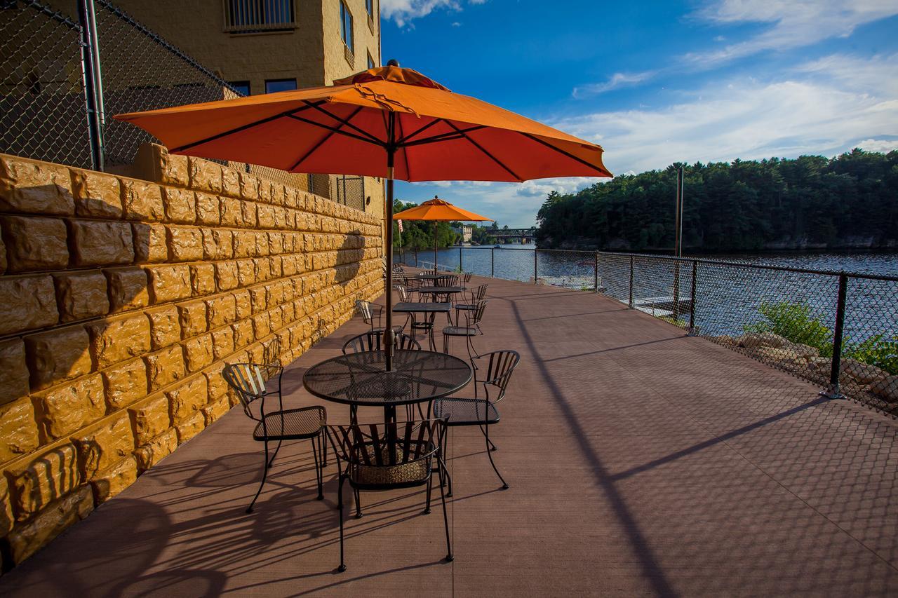 The Vue Boutique Hotel & Boathouse Wisconsin Dells Bagian luar foto